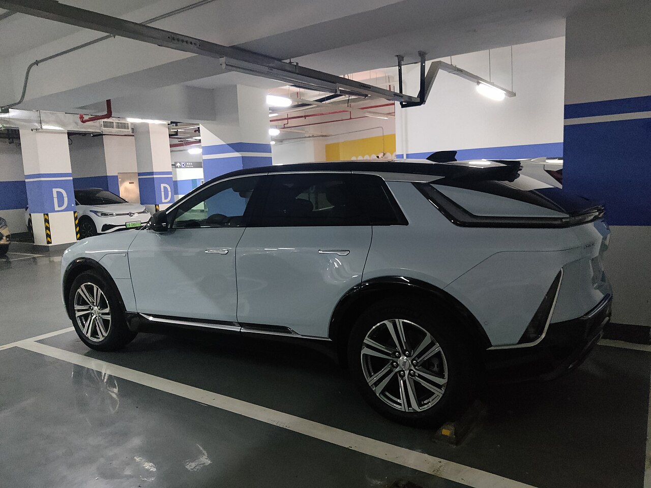 Cadillac LYRIQ Luxury RWD