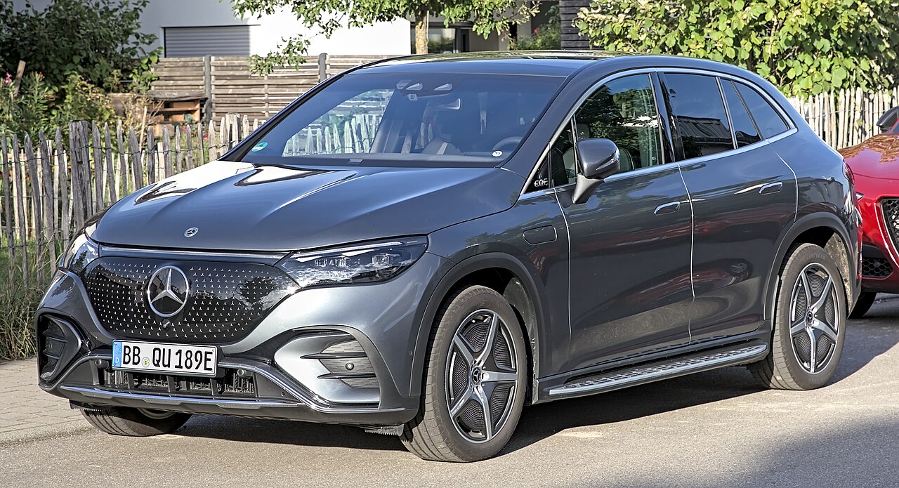 Mercedes-Benz EQE SUV 350 Luxury 2023 + Burmester (mileage 43000km)